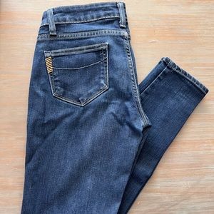 Size 26 Paige “Verdugo jegging.” Dark wash. No distressing. No flaws. Like new.